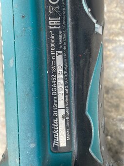 Aku úhlová bruska makita 115mm - 2