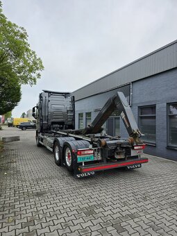 Volvo FH13 500 6x2 / VDL nosič kontejnerů / 332tkm - 2