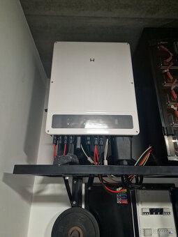 Měnič hybridní 3f. GoodWe 25kW GW25K-ET - 2