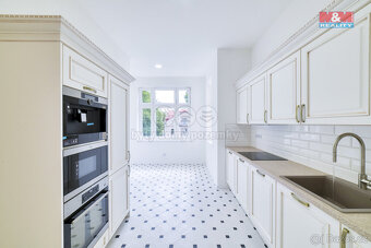Prodej bytu 3+1, 94 m², Mariánské Lázně, ul. Lidická - 2