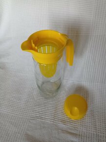 Skleněný džbán - 2