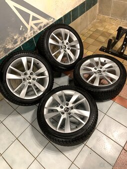 Alu kola Škoda R17 5X112 NOVÉ ZIMNÍ PNEU 225/45 R17 TRIUS - 2