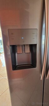 LEDNICE AMERICKÁ S LEDEM SAMSUNG TOP - 2