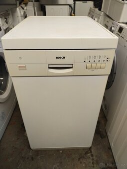 Prodám plně funkční myčku značky Bosch Dovezu - 2