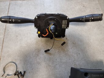 SLEVA - Citroen C2 - Komplet páčky pod volant - 2