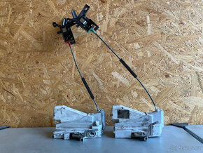 VW Sharan - díly z vozu - 2