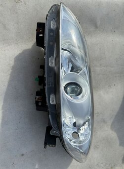 Mazda 5 CW, XENON levý přední světlomet - 2