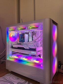 Herní pc 9900x all white build - 2