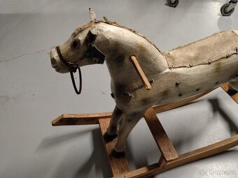 Prodám houpacího koně - 2