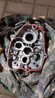 Motor Yamaha dt 125 plus díly - 2