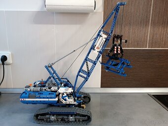 Lego Technic 42042 pásový jeřáb - 2