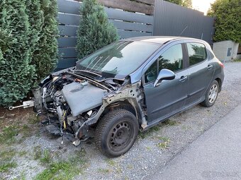 Peugeot 308 na náhradní díly - 2