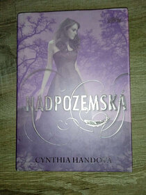 Knihy série Nadpozemská- Cynthia Hand - 2