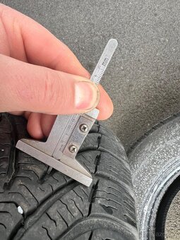 Zimni pneu 196/65 r15 - 2
