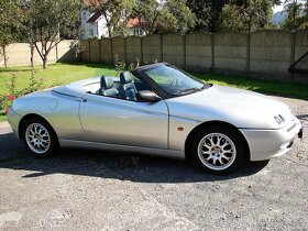 Alfa Romeo Spider 2.0 16V TS 150PS KLIMA-PRODÁNO - 2