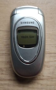 mobil Samsung "V" typ AGH-X460 - 2