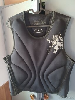 Vesta na wakeboard,kitesurfing,vodni skutr - 2