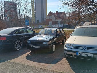 Opel Corsa A - 2