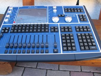 Osvětlovací konzola hybridní konzola Chamsys MagicQ 40N jak - 2