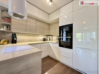 byt 3+ kk 77 m 2, balkon 10 m2, garáž 21 m2-Praha, Horní Měc - 2