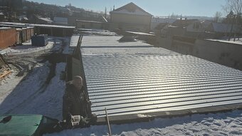 Prodám 2xgaráž ve Starých Obrnicích 44m2 - 2