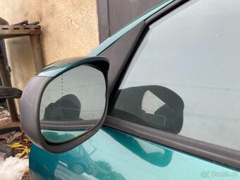 Levé přední dveře Peugeot 206 3dv. - 2
