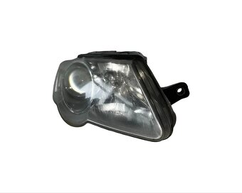 Pravý halogen světlo 3C0941006Q VW Passat B6 r.v. 2008 - 2