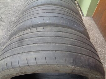 Letni pneu 235/45/20 Goodyear - 2