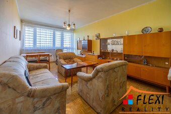 Prodej bytu 2+1 s balkónem, ul. Centrum Karviná, výhled na B - 2