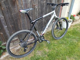 Horské kolo GT Avalanche - 2