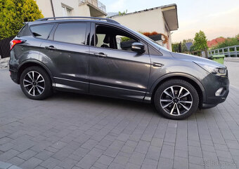 Ford Kuga 1.5 EcoBoost 4x4 ST-Line - 2