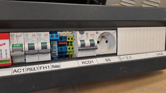 Rack lišta nastrojená, proudový chránič, přepěťová ochr - 2