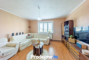 Prodej rodinného domu 285 m2 - Medlice, ev.č. 100135 - 2