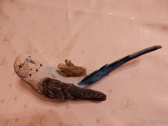 Prodám zahradní dekoraci na pověšení-Papoušky 4ks - 2