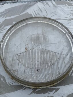 Renault 4 - skla předních světel - 2