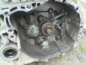 Prodej převodovky RENAULT 1.4-16V. 72 Kw. - 2