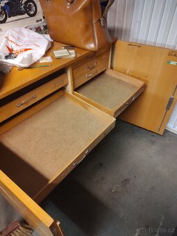 Skříň archív - 2