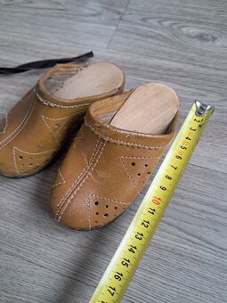 Retro dětské botičky, dřeváky - 2