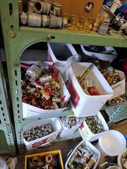 Instalatérský materiál - 2