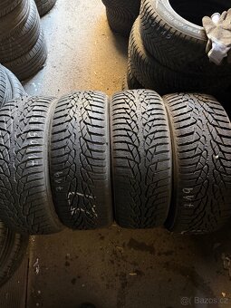 Zimní pneu 205/50/17 - 2