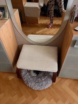 Křeslo a podnožka ikea - 2