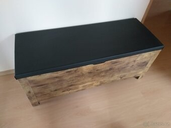 Lavice s úložným prostorem - 2