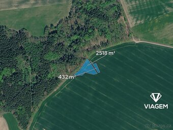 Pole 2 950 m² - 2