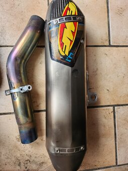 Výfuk FMF na Suzuki RMZ 450 - 2