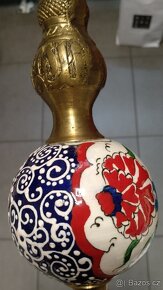 STAROŽITNOST _ VODNÍ DÝMKA mosaz + váza z PARCELANU - - 2