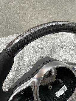 Karbonový volant Mercedes AMG - 2