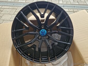 19Z 19 5x120 BMW X1 X3 X4 Z4 F25 F26 E83 E84 F10 VW T5 T6 - - 2