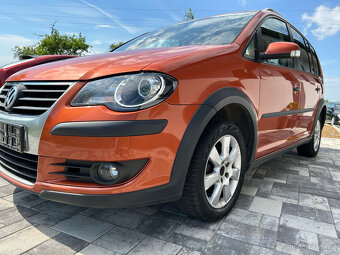 VW Touran Cross 1.9 tdi, 77 KW, rok 2008 - 2