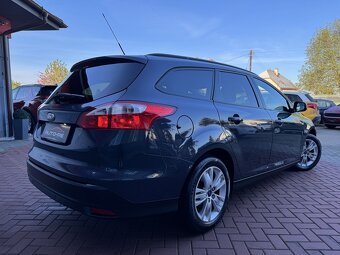 Ford Focus 1.6i Ti-VCT Trend Klimatizace Výhřev Okna - 2