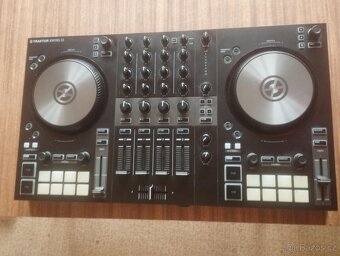 Traktor Kontrol S3 - 2